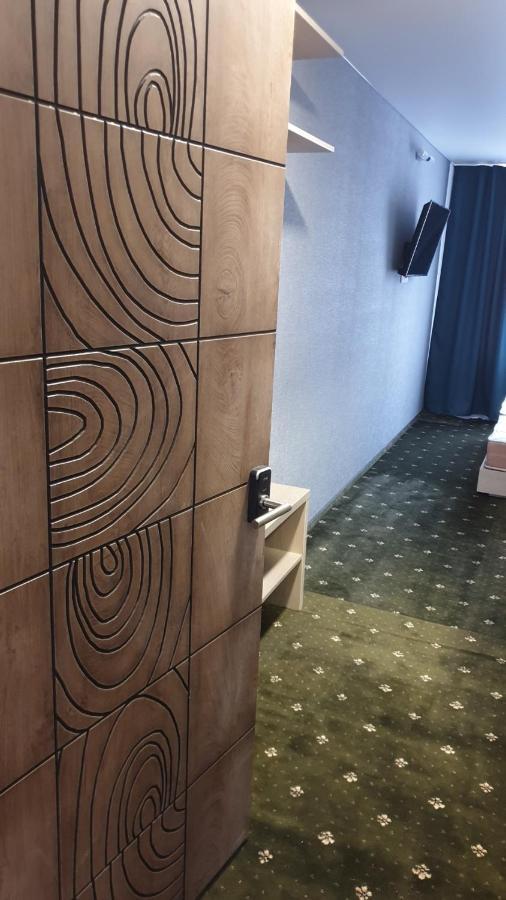 River Park Hotel Kovelʼ Екстериор снимка