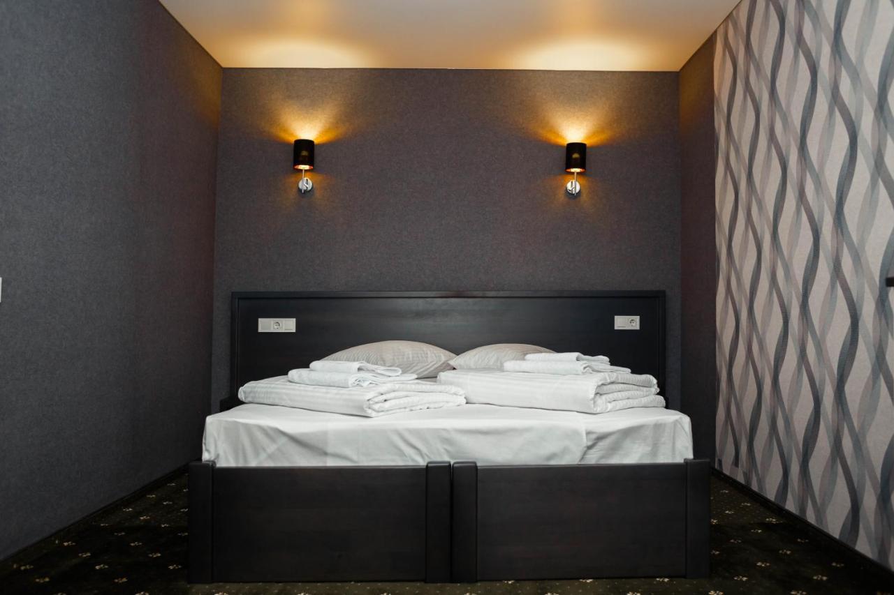 River Park Hotel Kovelʼ Екстериор снимка